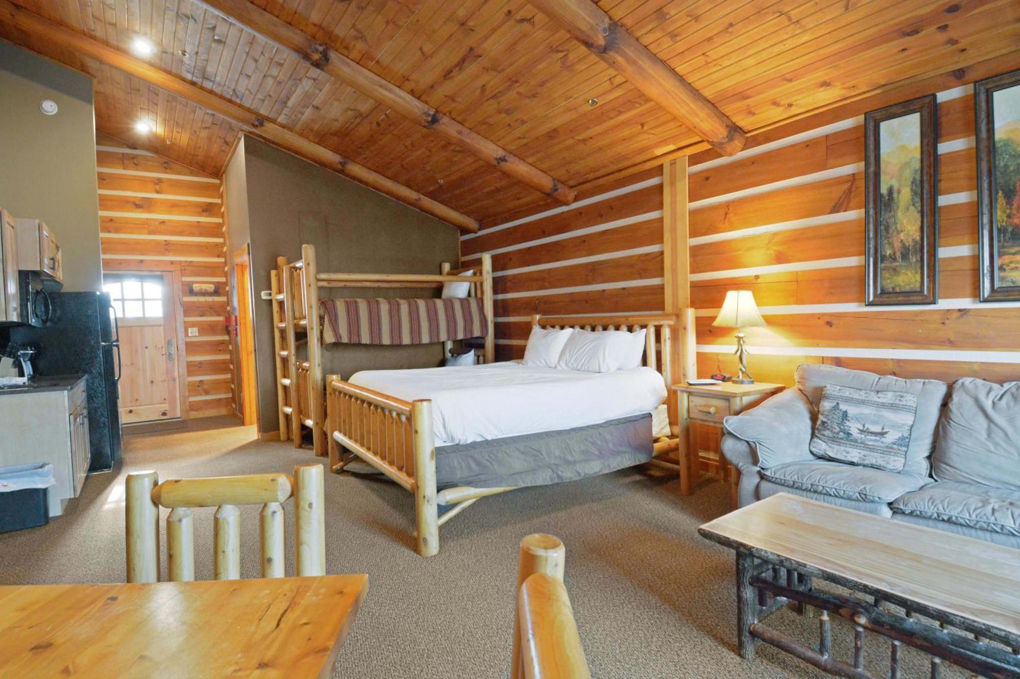 Hotel The At Sunset Village 5*