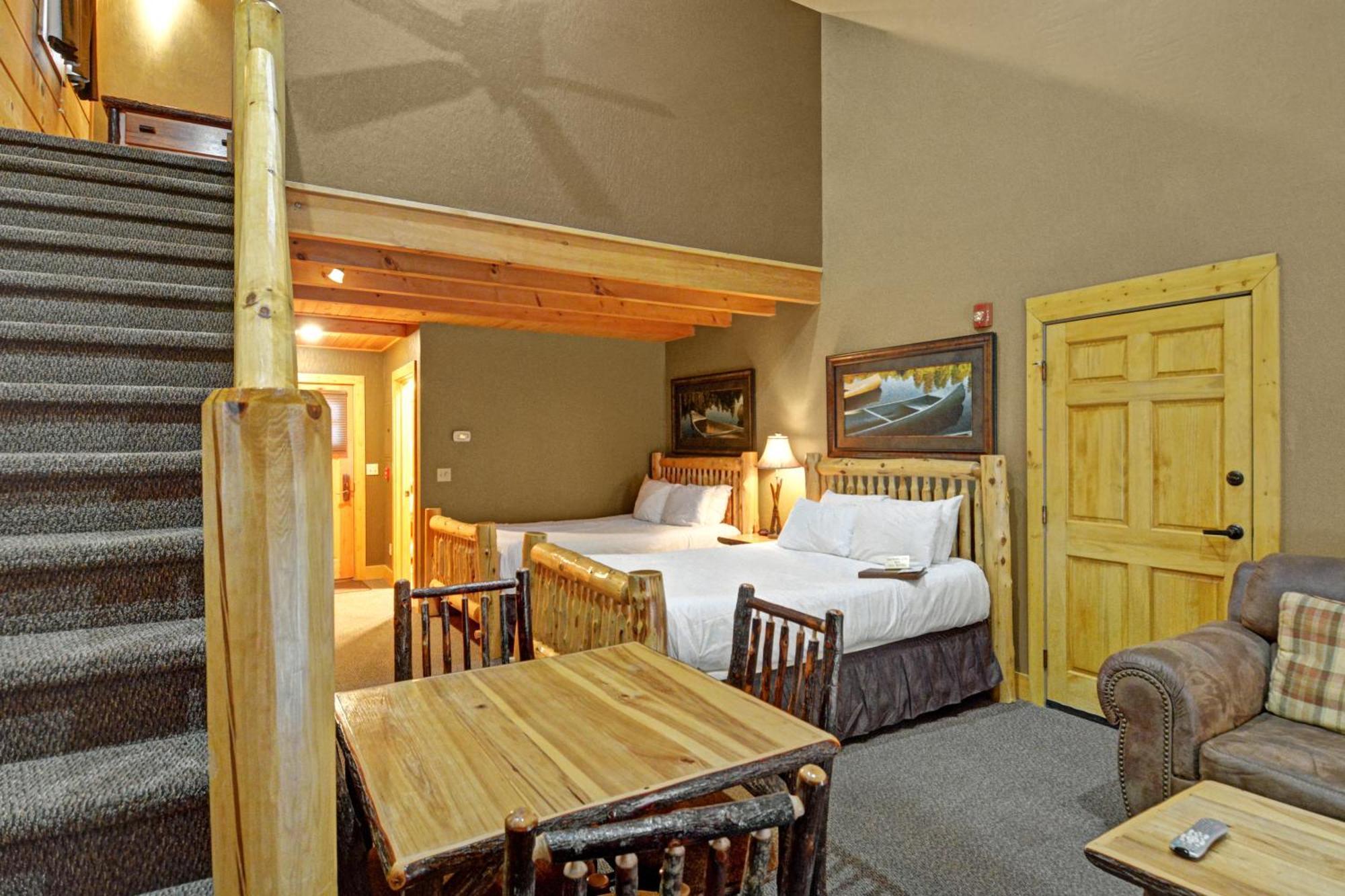 The At Sunset Village 5*